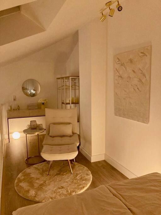 Amalfi Home - Stylish Apartment With Terrace Schönefeld Kültér fotó