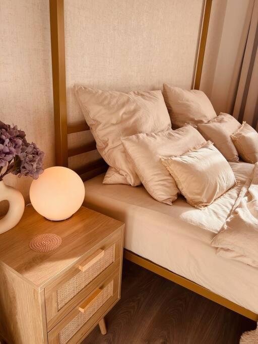 Amalfi Home - Stylish Apartment With Terrace Schönefeld Kültér fotó