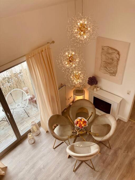 Amalfi Home - Stylish Apartment With Terrace Schönefeld Kültér fotó